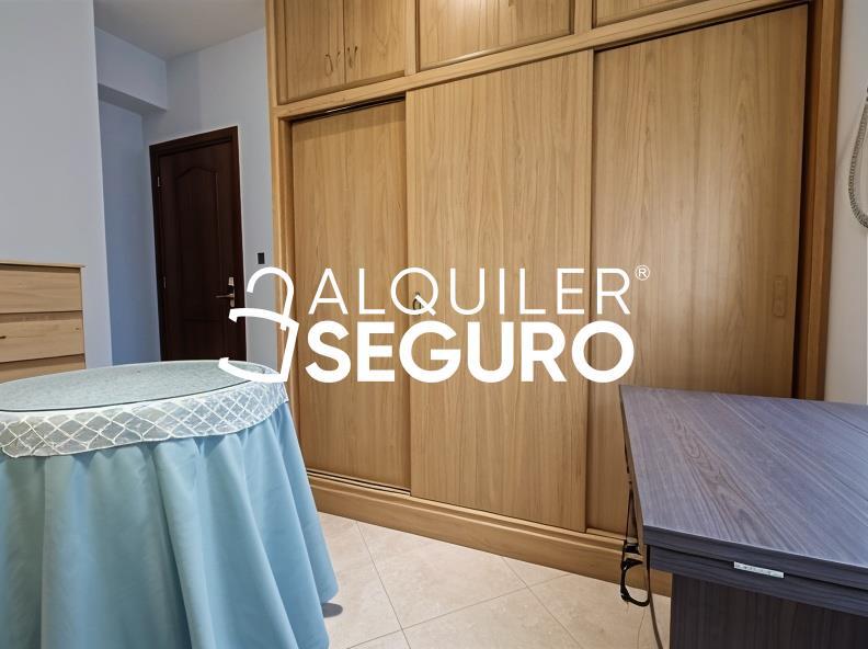Piso en Calle Alcalde Joaquín Quiles, MÁLAGA MÁLAGA