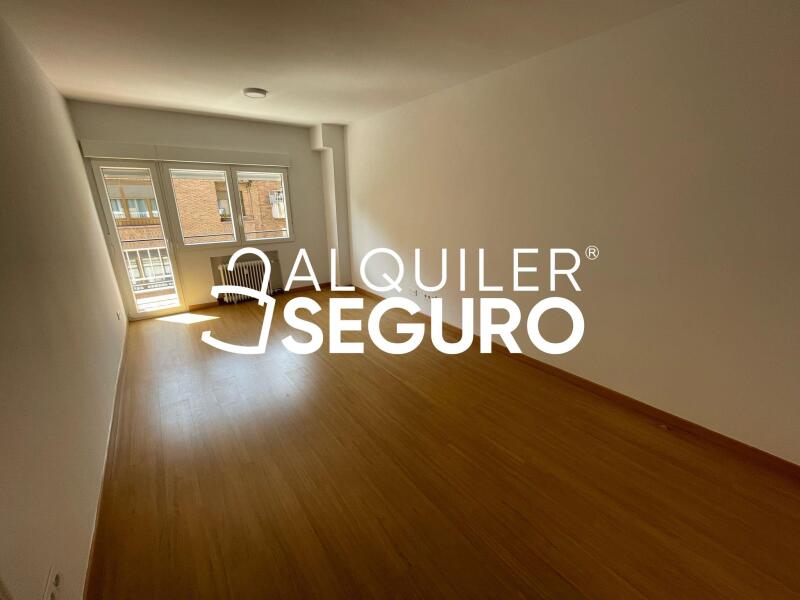 Piso en Calle Cocherito, MÁLAGA MÁLAGA