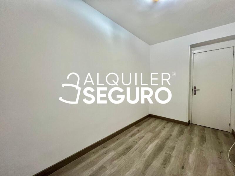 Piso en Calle Agave , BENALMÁDENA MÁLAGA
