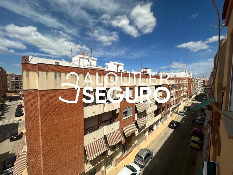 Piso en Avenida De los Andes, FUENLABRADA MADRID