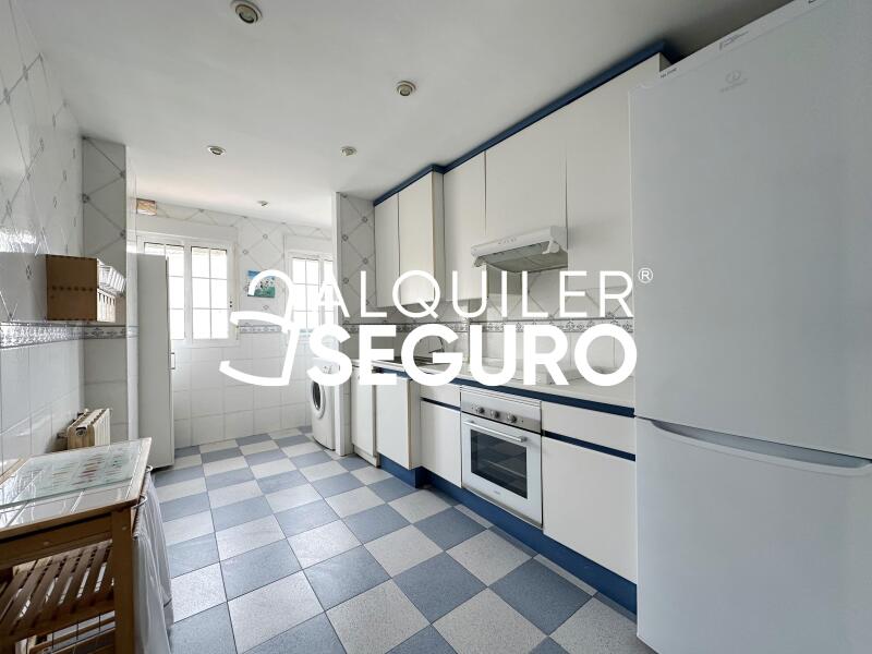 Piso en Avenida Europa , MÁLAGA MÁLAGA
