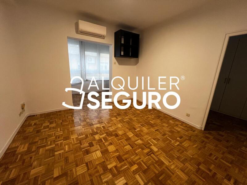 Piso en Plaza Gracia, Luciano (Poeta), CUARTE DE HUERVA ZARAGOZA