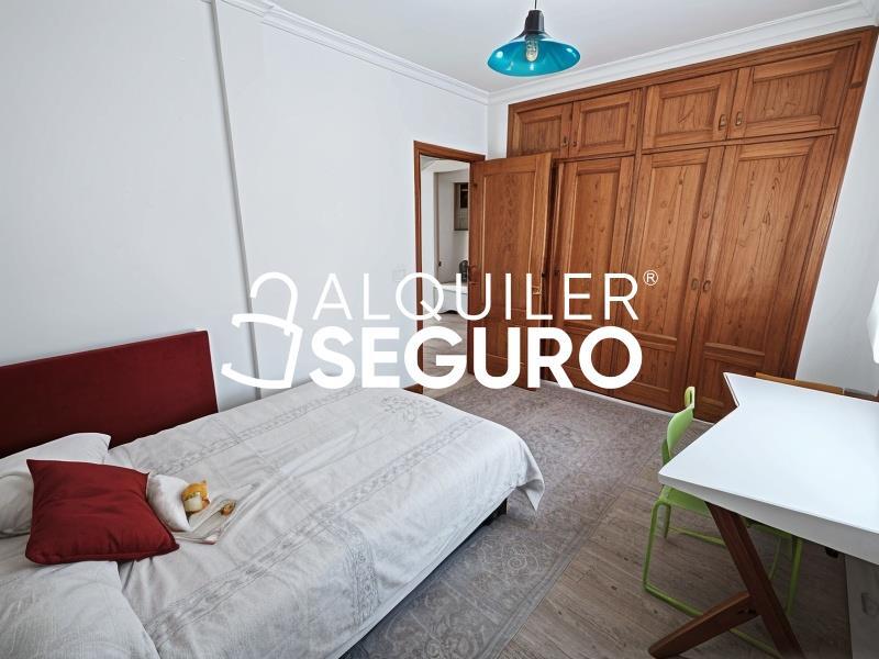 Piso en Avenida Carlota Alessandri, TORREMOLINOS MÁLAGA
